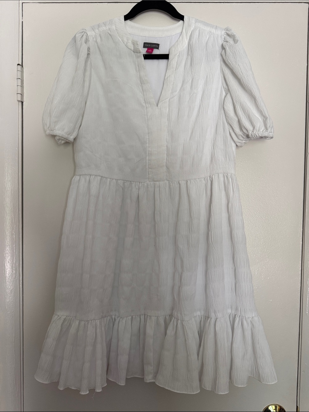 Vince Camuto White Tiered Puff-Sleeve Babydoll Dress